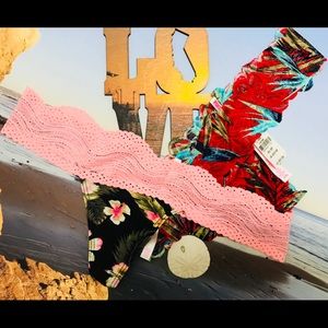 PINK Victoria’s Secret 🌺 bundle of two panties!